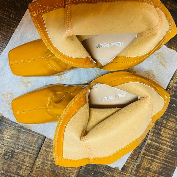 Public Desire Supreme Square Toe Sock Boot- PATENT CAMEL Size 9 •NEW• - Picture 7 of 8